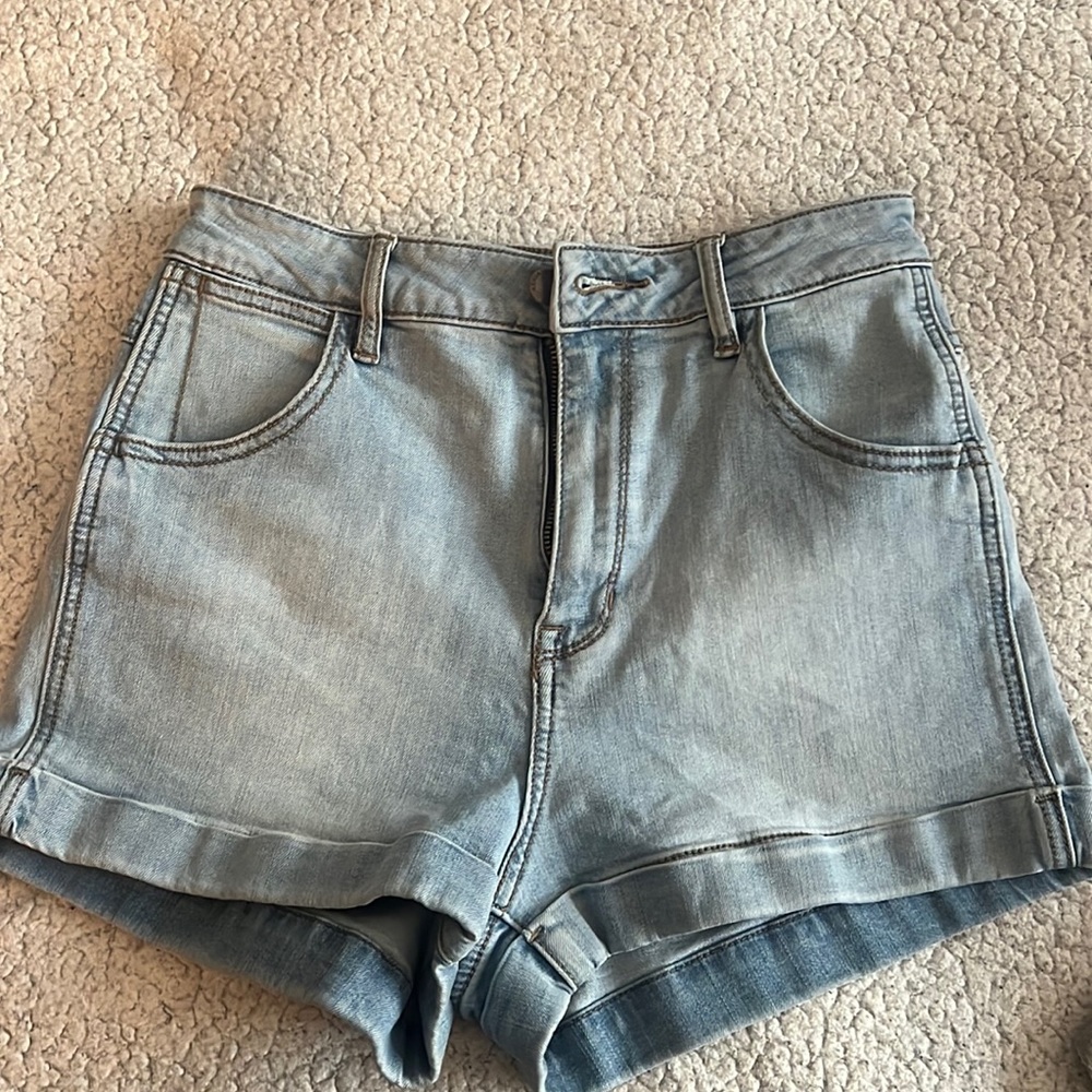 Kendall & Kylie high waisted jean shorts
